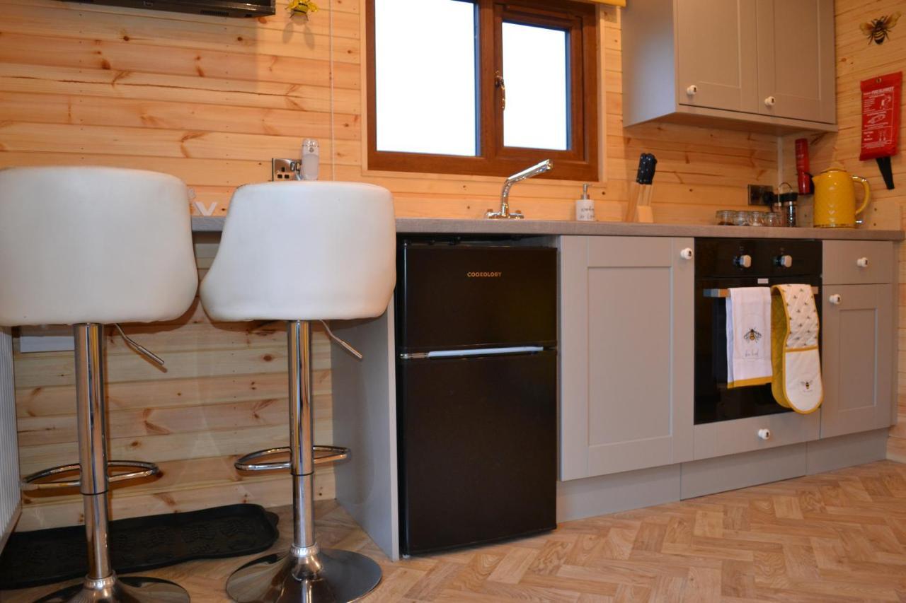 The Warren Lodge Cabin At Ashes Farm, Near Settle Dış mekan fotoğraf