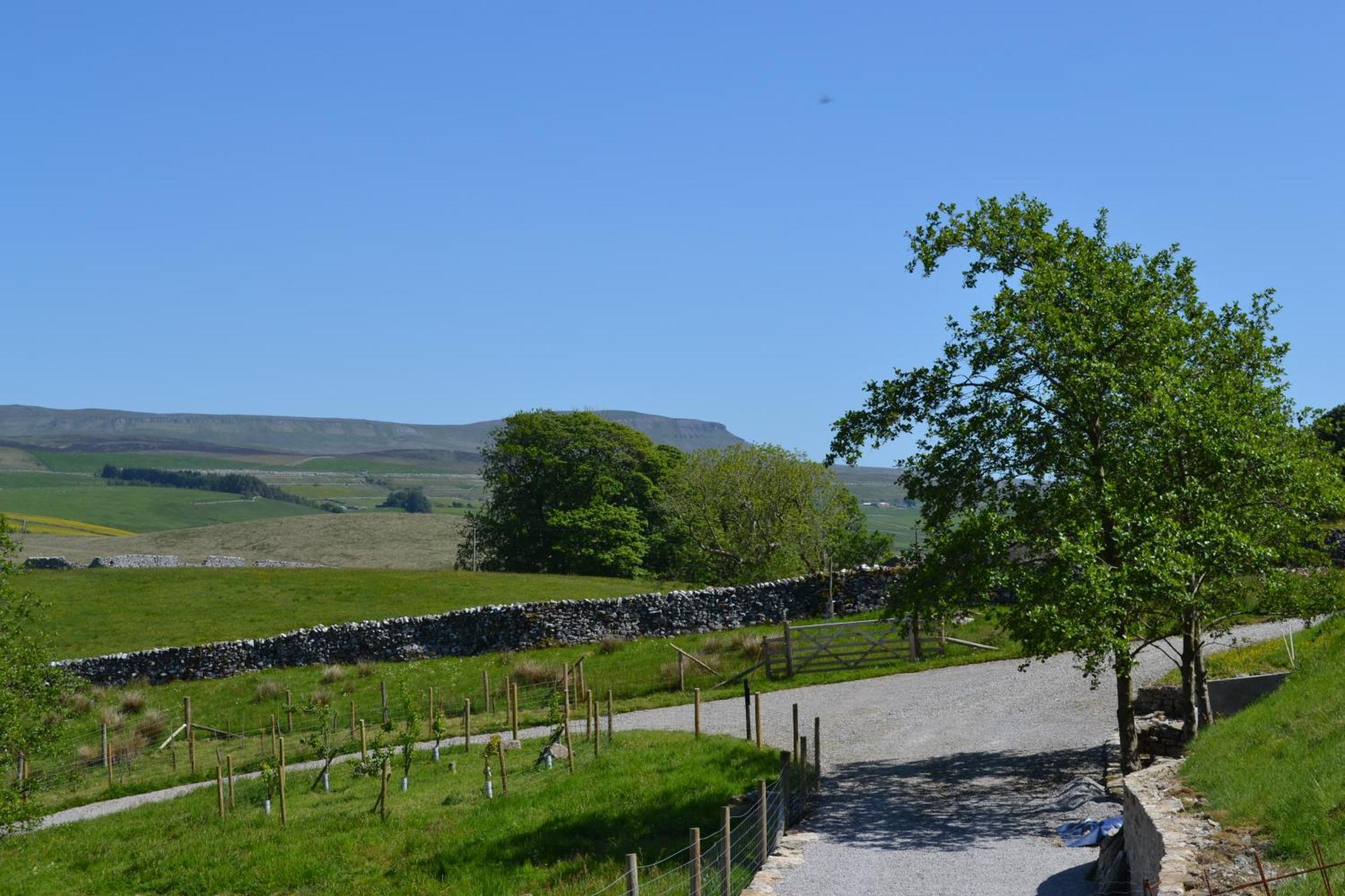 The Warren Lodge Cabin At Ashes Farm, Near Settle Dış mekan fotoğraf